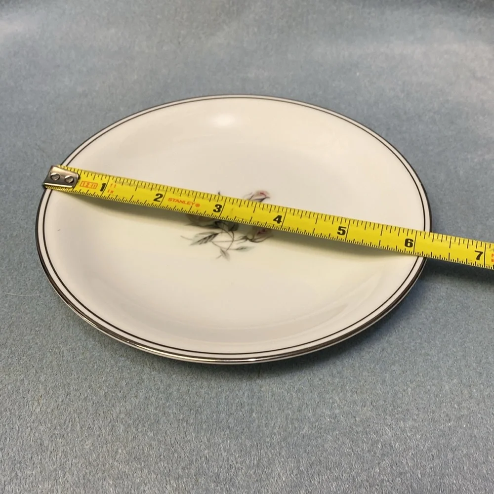 2-NORITAKE ROSSINA SERIES 5789 PINK ROSE BREAD AND BUTTER PLATES 6 3/8 INCH